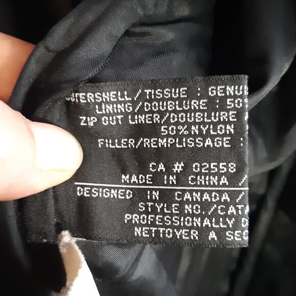 Danier Genuine Leather Coat - Women's XS Mid-Length - Picture 12 of 14